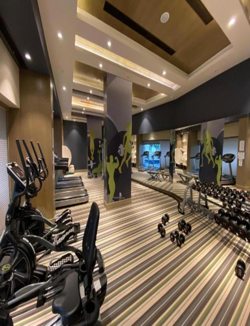 Neel Skye - Couple Friendly - Dlf My Pad, Gomtinagar , Lucknow Aparthotel Bagian luar foto